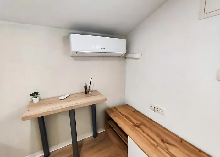 Cozy Renovated New * Lublaň